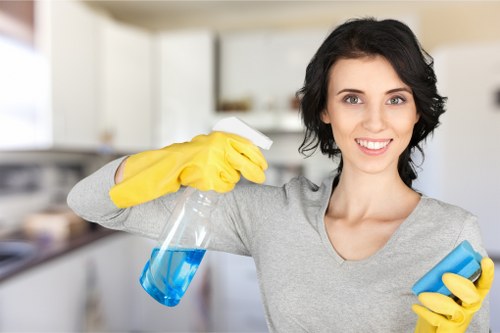 Local window cleaner working on a Wimbledon property with access considerations